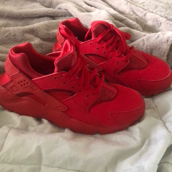 Red Nike huaraches - Picture 1 of 1
